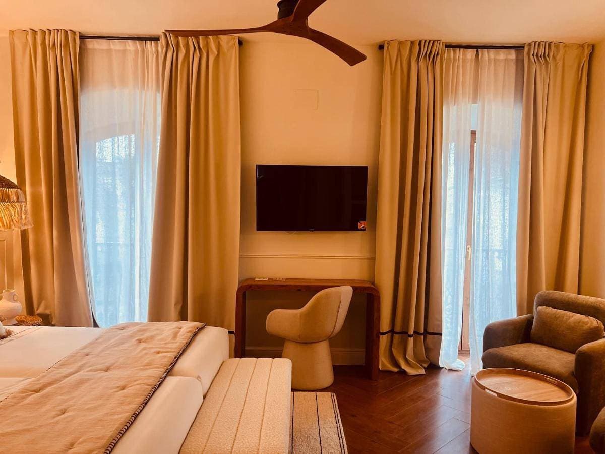Foto 4 von 5: Suite with Balcony