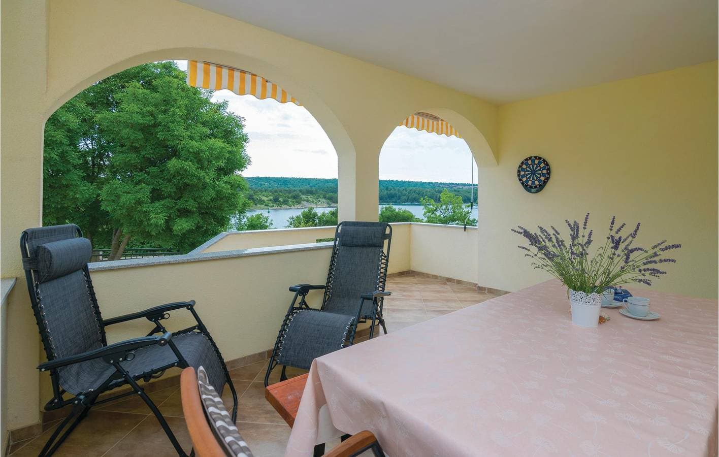 Foto 7 von 34: Apartment am Meer mit Terrasse, WLAN und Parkplatz – 1,5 km bis zur Küste