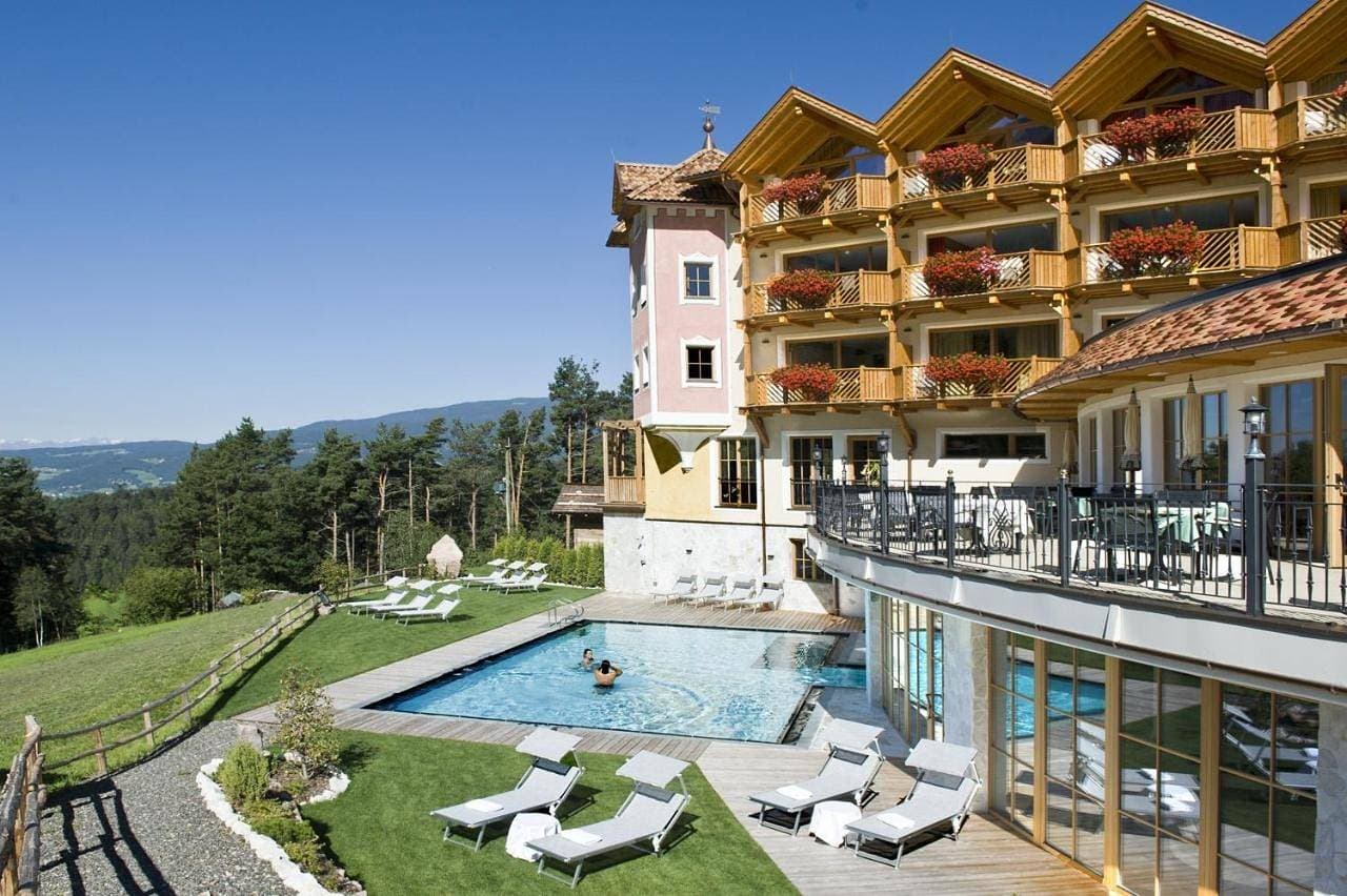 Foto 3 von 10: Suite with Balcony