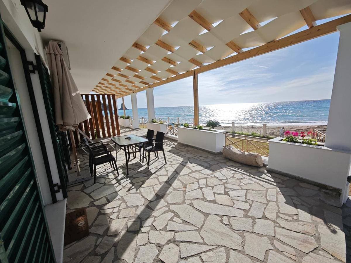 Nereides Suites 1