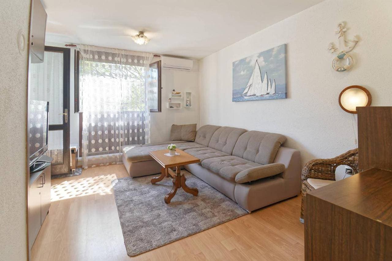 Apartment Gabi 1
