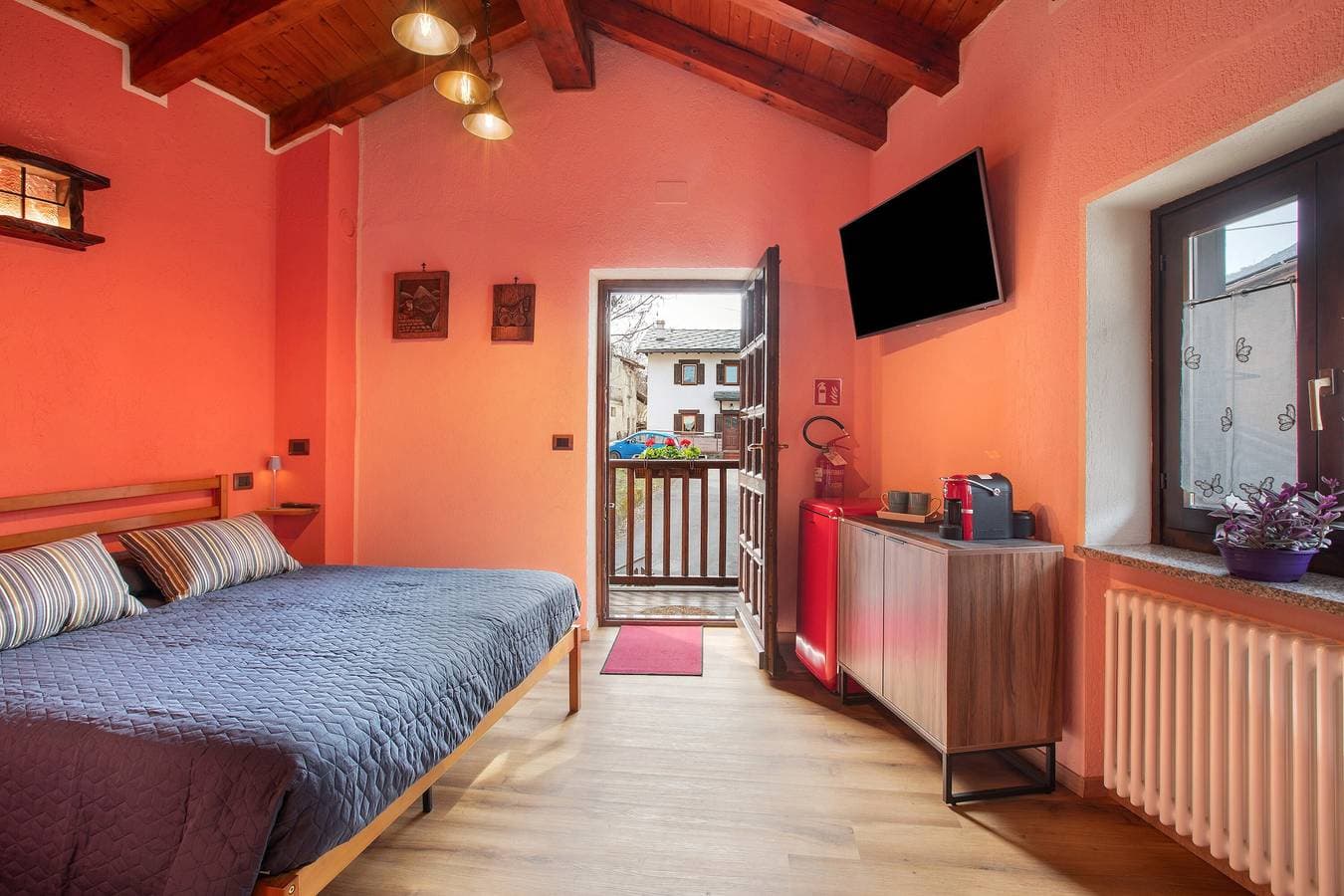 Foto 9 von 22: Zimmer 'Tillier' mit WLAN