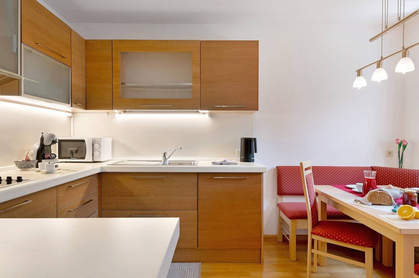 Foto 11 von 39: Ferienwohnung 'Santners Holiday' mit Bergblick, privater Terrasse und eigenem Garten