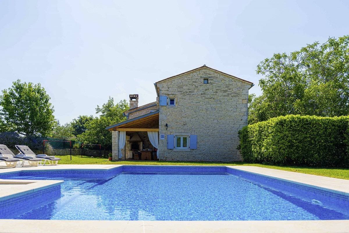 Ferienhaus Agricola * 2000 m2 Garten, privater Pool, Grill, WLAN 1