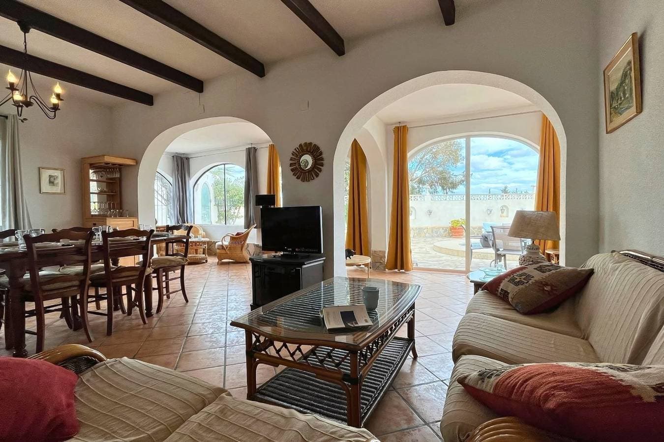 Foto 6 von 79: Villa für 6 Personen mit Terrasse