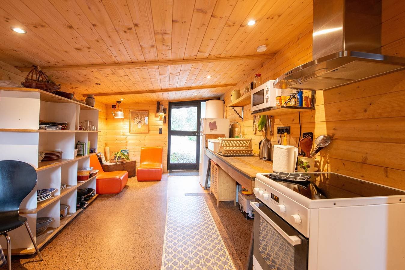 Foto 5 von 42: Eco chalet ,  grande terrasse ,vue imprenable.