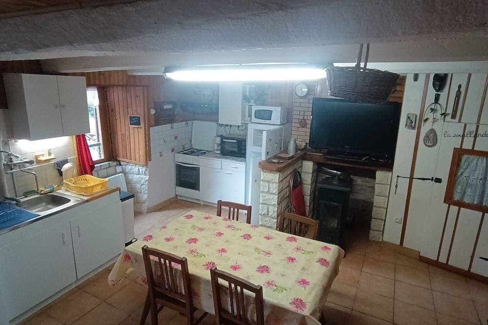 Foto 7 von 10: Gite de la Couze authentic Auvergne house ideal for nature lovers