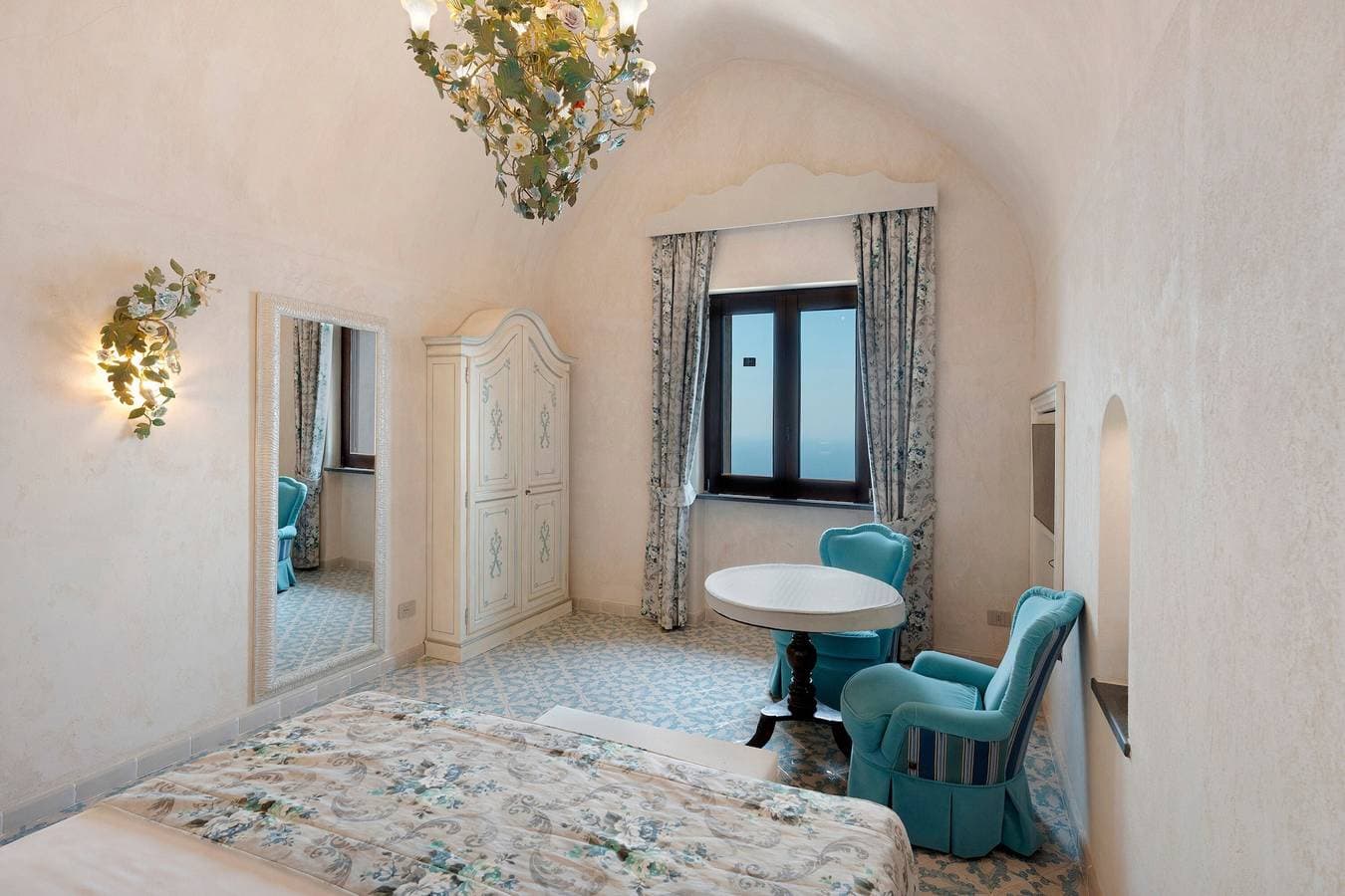 Foto 3 von 20: Ferienhaus 'Dimora Elegante In Costa D'Amalfi' mit Meerblick, Wi-Fi und Klimaanlage