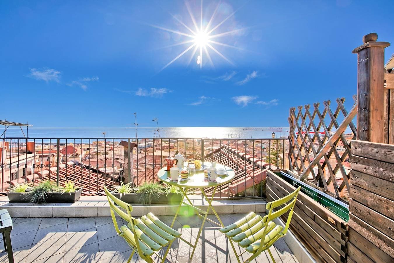 Foto 8 von 23: Un Terrazzo Nella Pigna, Sea-View Terrace