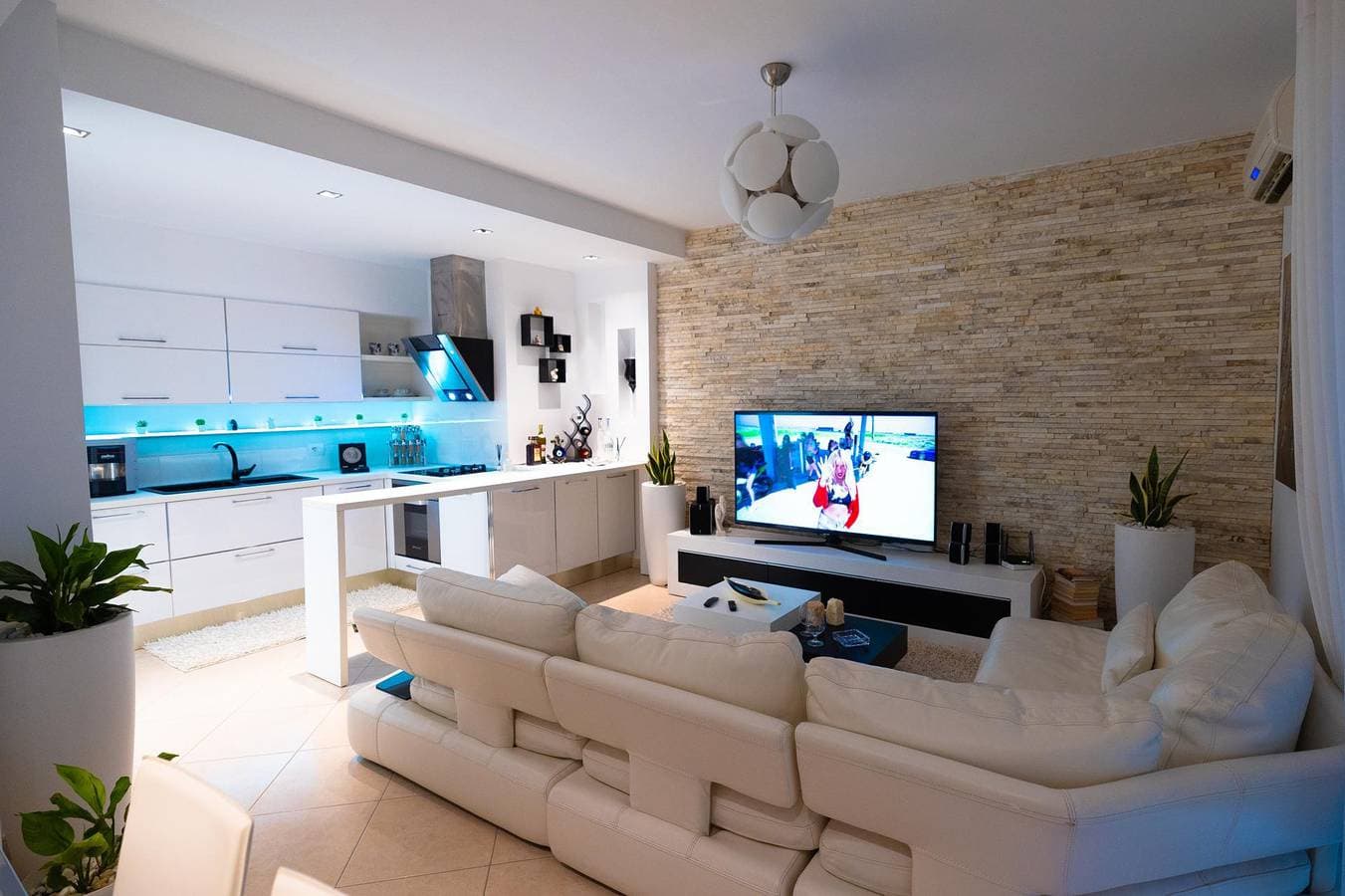 Foto 2 von 32: Ferienwohnung für 7 Personen mit Meerblick