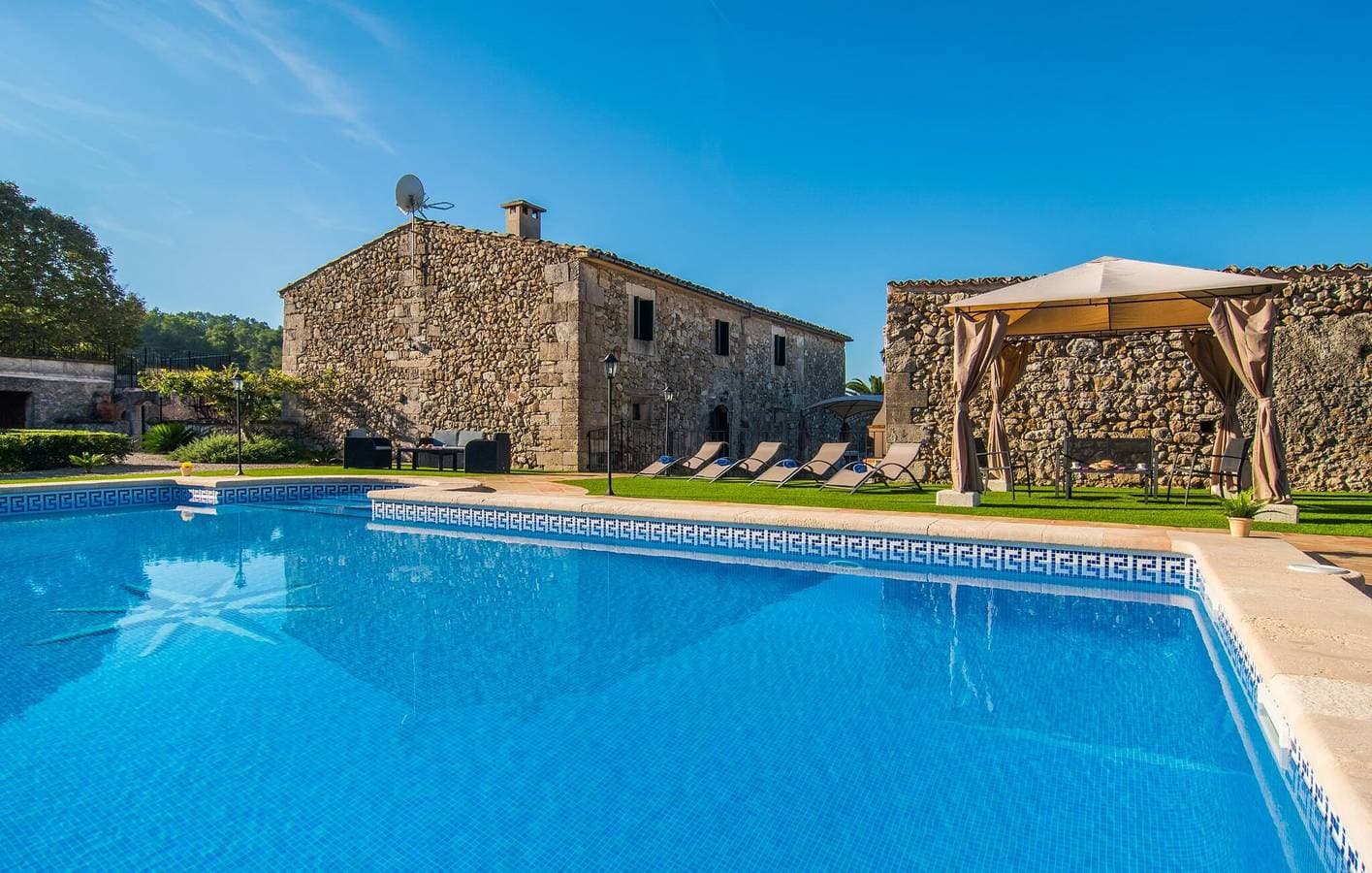 Foto 6 von 46: Sant Joan Wohnung mit Pool & Terrasse
