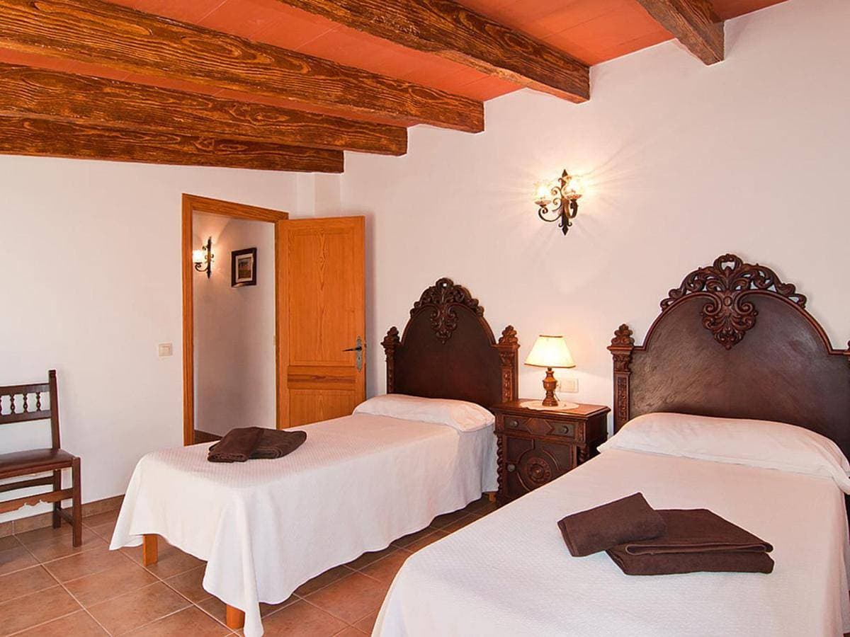 Foto 4 von 27: Villa with Private Pool