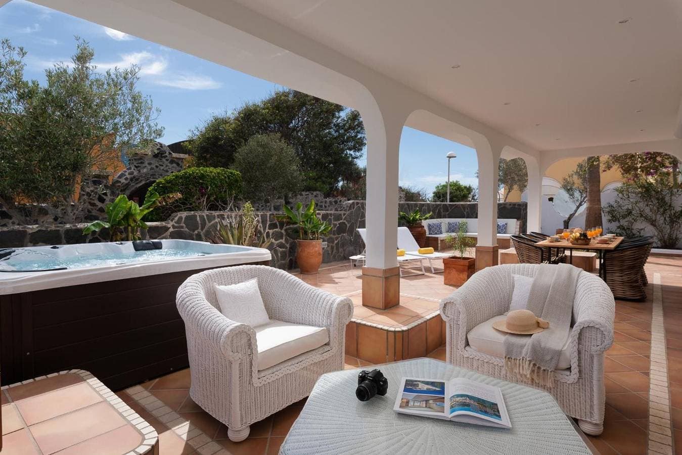 Foto 3 von 31: Ferienwohnung 'Obsidian Villa Estrella Del Mar' mit privater Terrasse und Klimaanlage