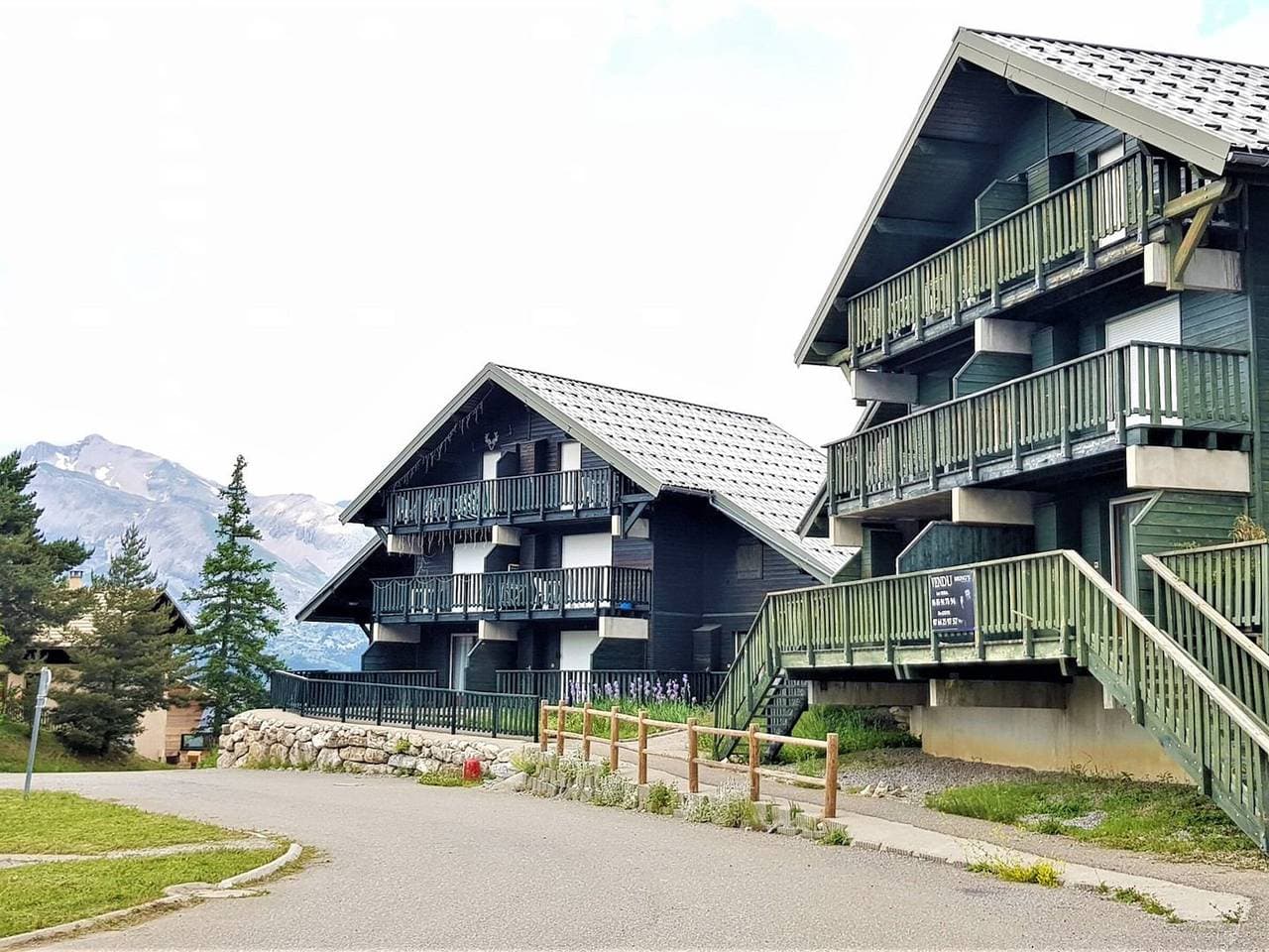 Foto 13 von 13: Residenz Les Chalets d'Aurouze, La Joue du Loup, Dévoluy - Gemütliches Duplex für 4 Personen