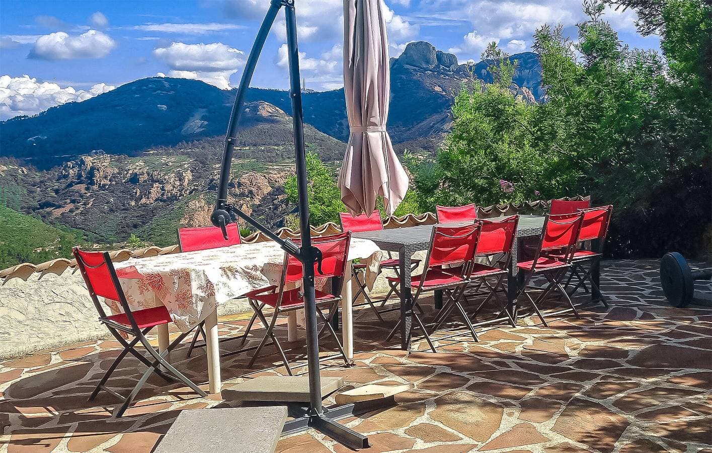 Foto 6 von 33: Apartment mit Meerblick, AC, Parkplatz, Terrasse, Pool und Internet