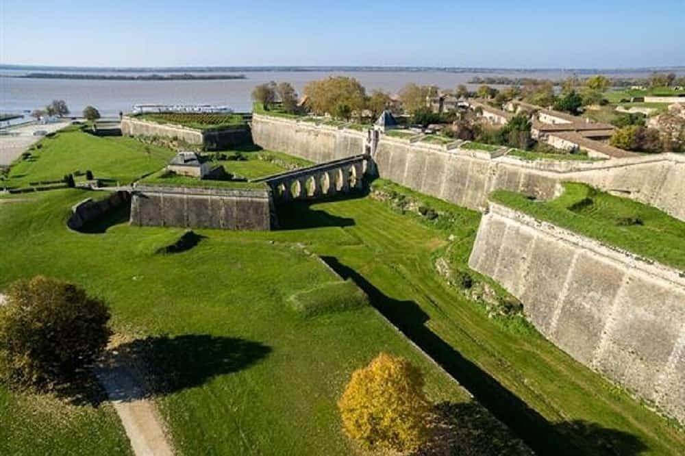 Foto 8 von 11: Ruhiges Holzchalet