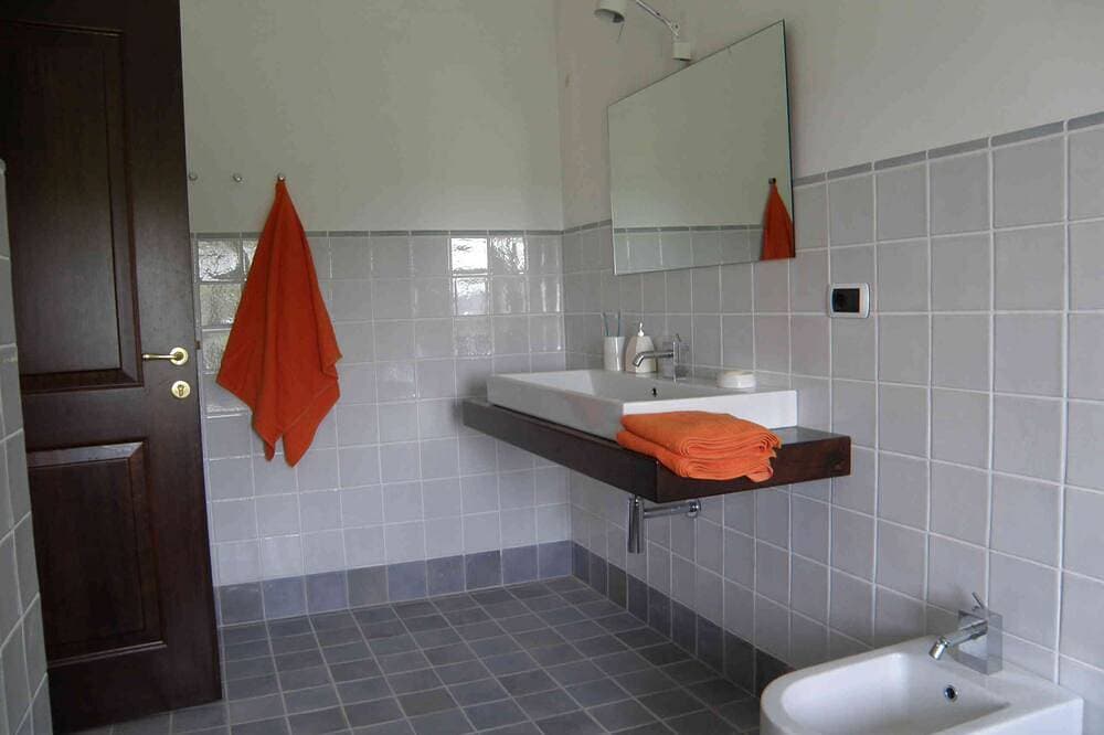 Foto 6 von 30: Villa mit Pool, nicht weit vom Meer, ruhig gelegen, mit herrlichem Ausblick