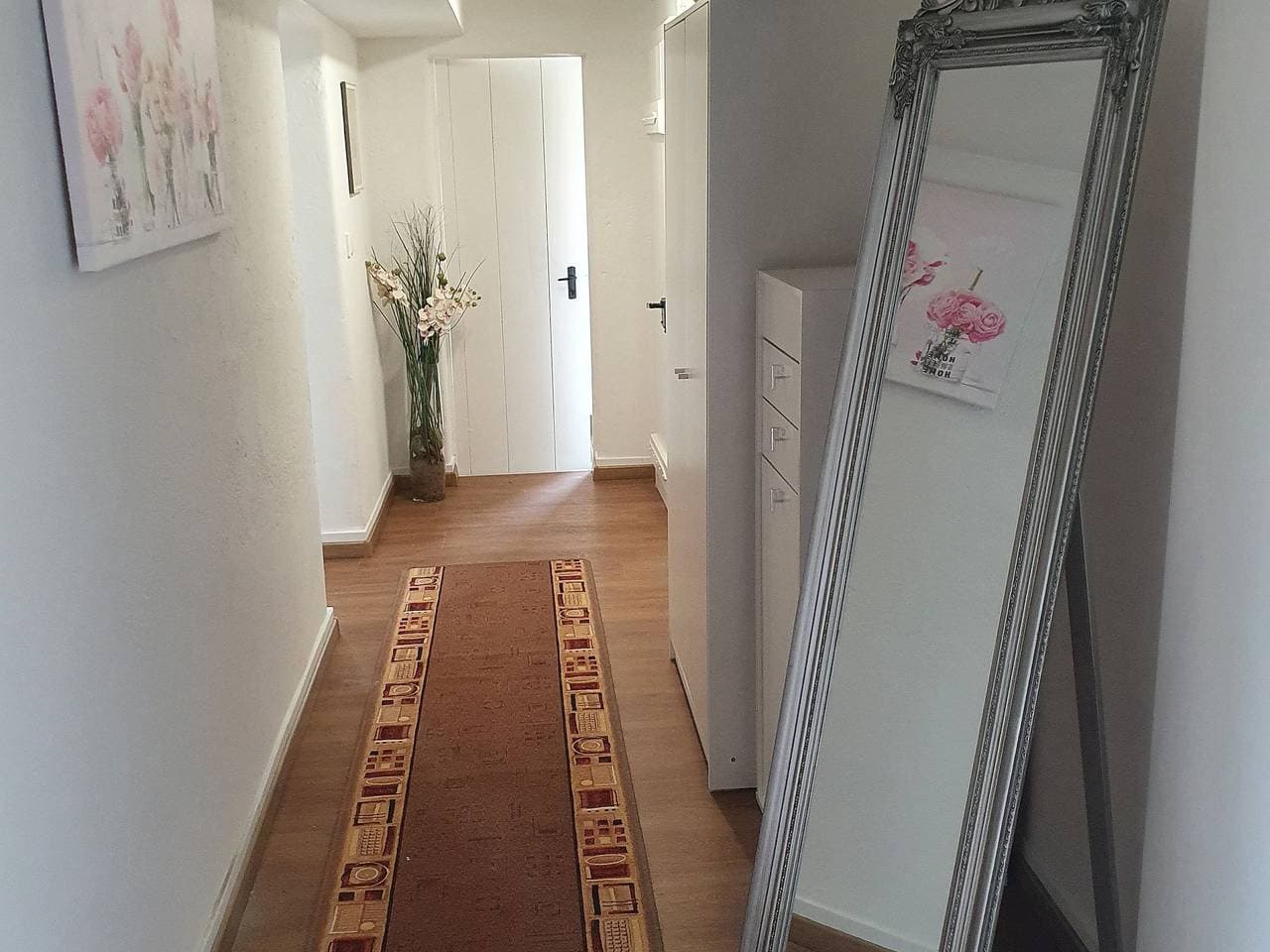 Foto 11 von 13: Ferienwohnung Seegarten - Souterrain Ferienwohnung, 50qm, 1 Schlafnische, 1 Schlafcouch. 1-2 Personen