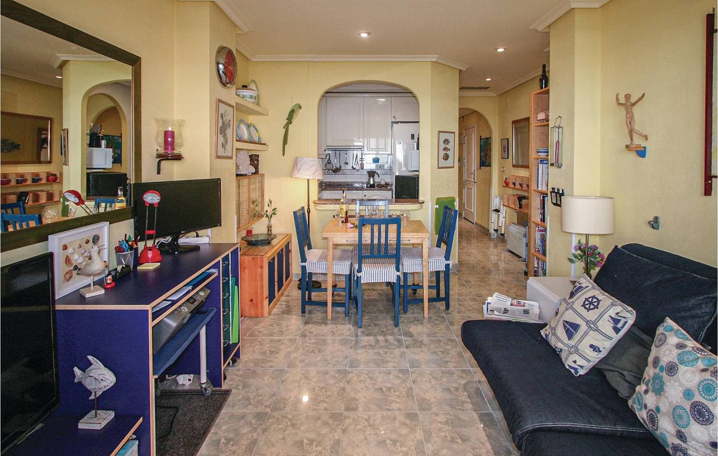 Foto 10 von 17: Appartement am Meer mit Terrasse und AC, 1,5 km zum Strand