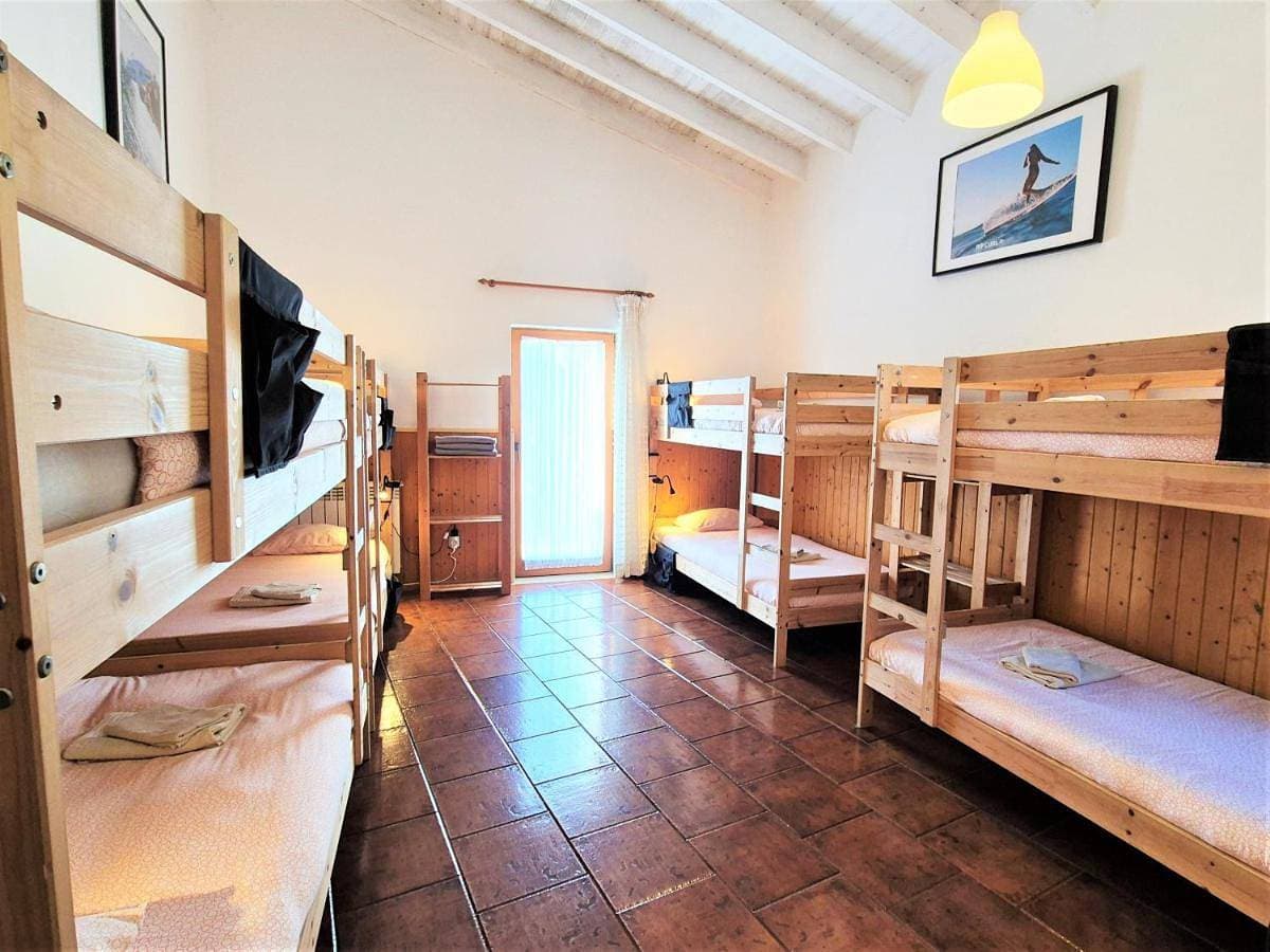 Foto 2 von 22: Family Room with Private Bathroom