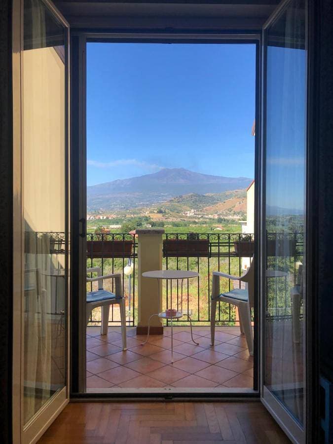 Foto 5 von 31: Double Room with Balcony