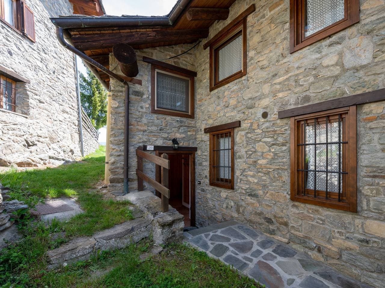 Ville sur Sarre 8 km von Sarre: Mehrfamilienhaus Remondet 20 1