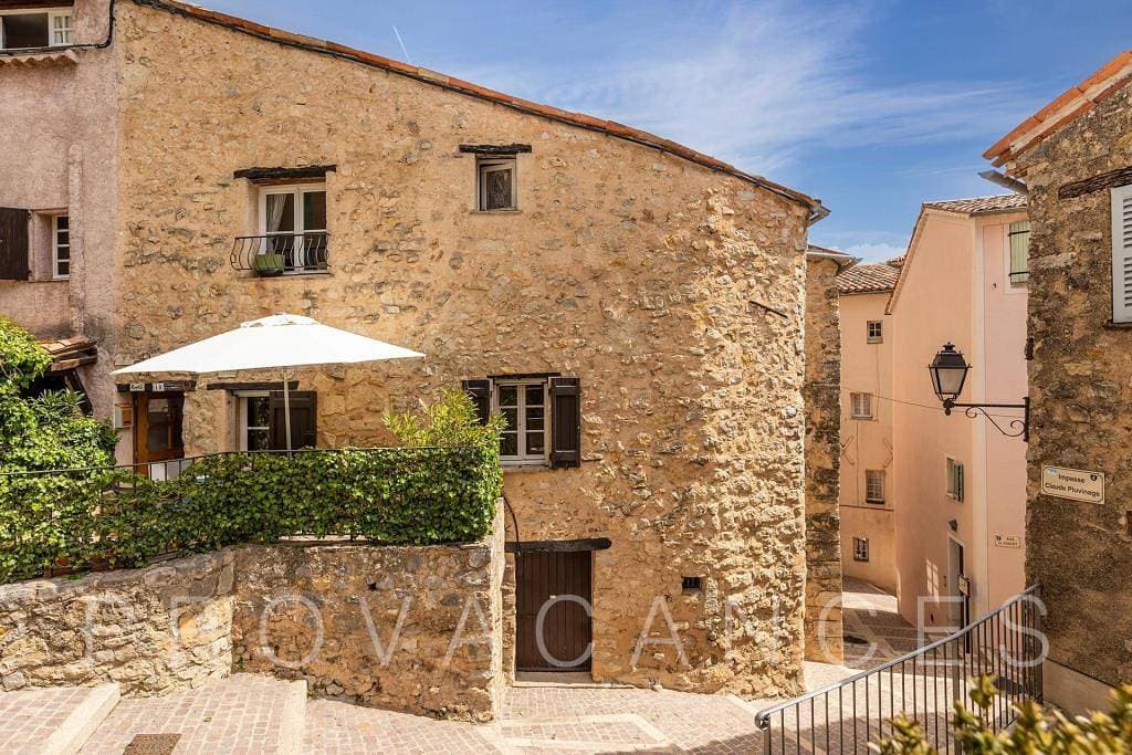 Foto 4 von 73: Charmantes Stadthaus mitten in Fayence