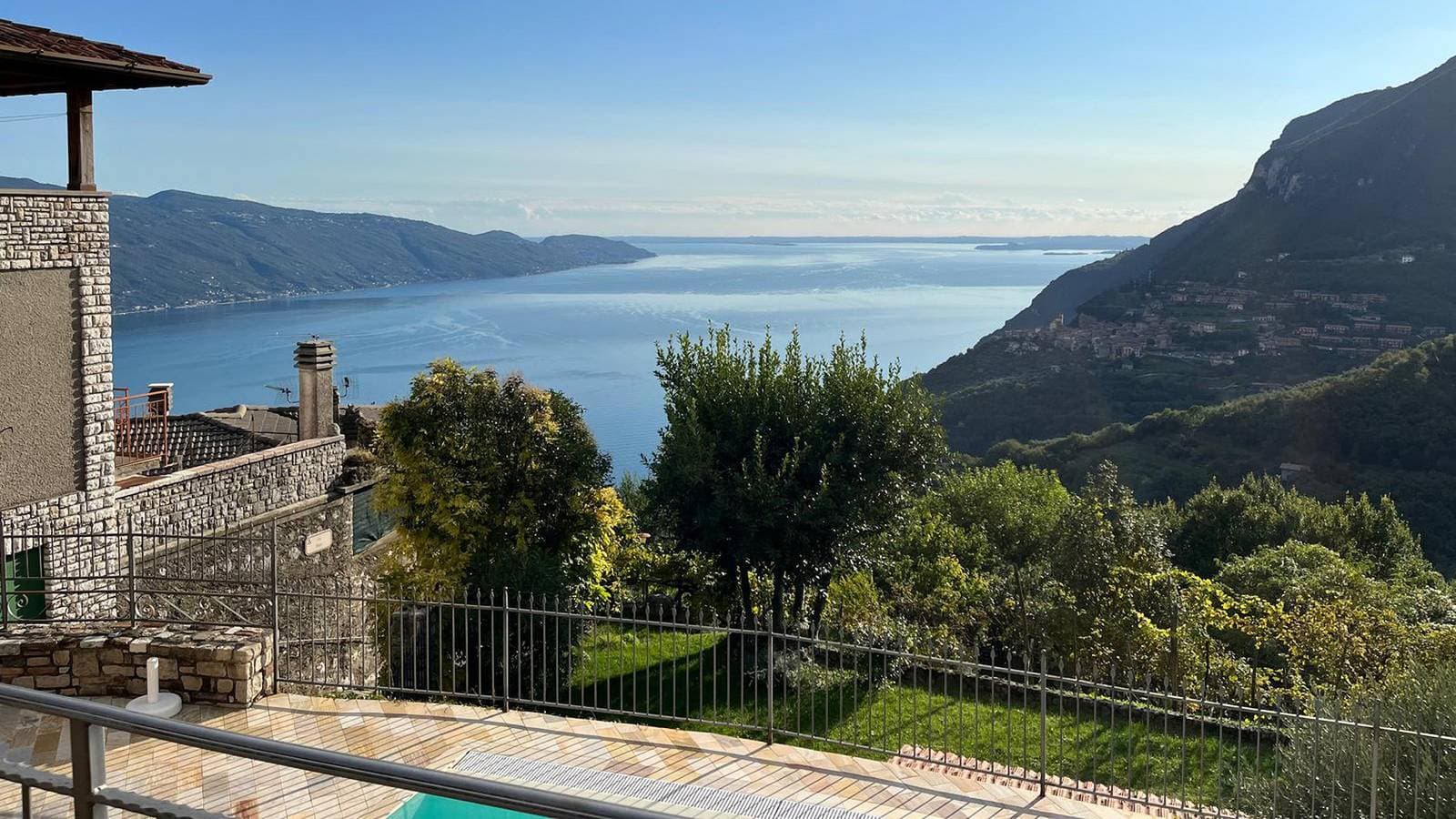 Appartamento Rustico Vista Lago - Panorama Rustico 1