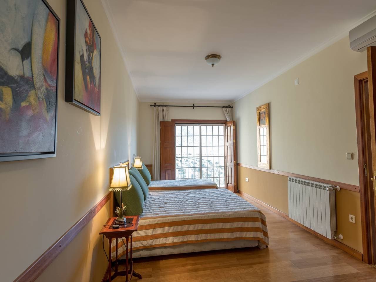 Foto 11 von 36: Gemütliches Ferienhaus mit Swimmingpool