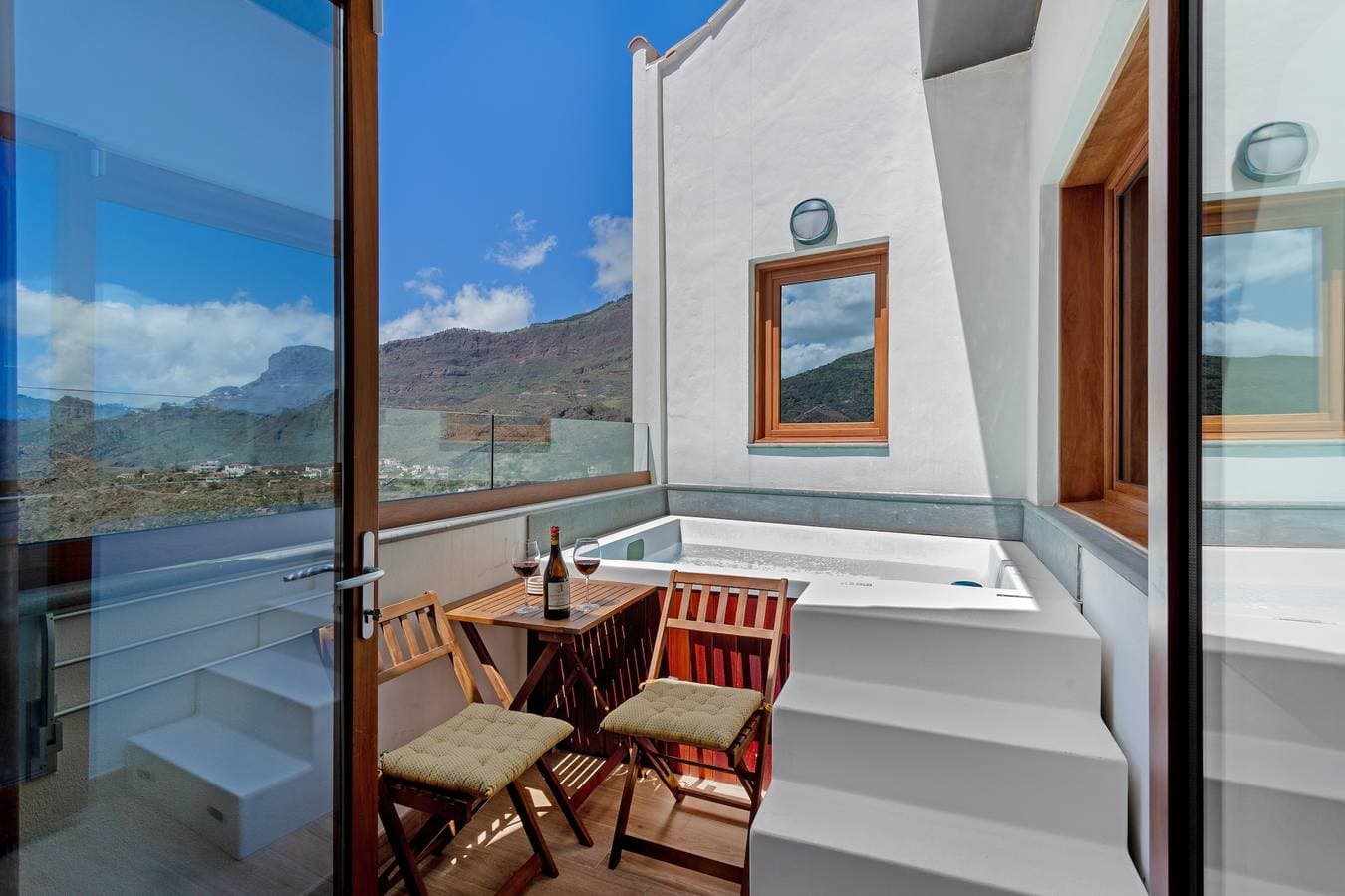 Foto 2 von 26: Ferienhaus 'La Casa De La Esquina - 360º View' mit Bergblick, Wi-Fi und Klimaanlage