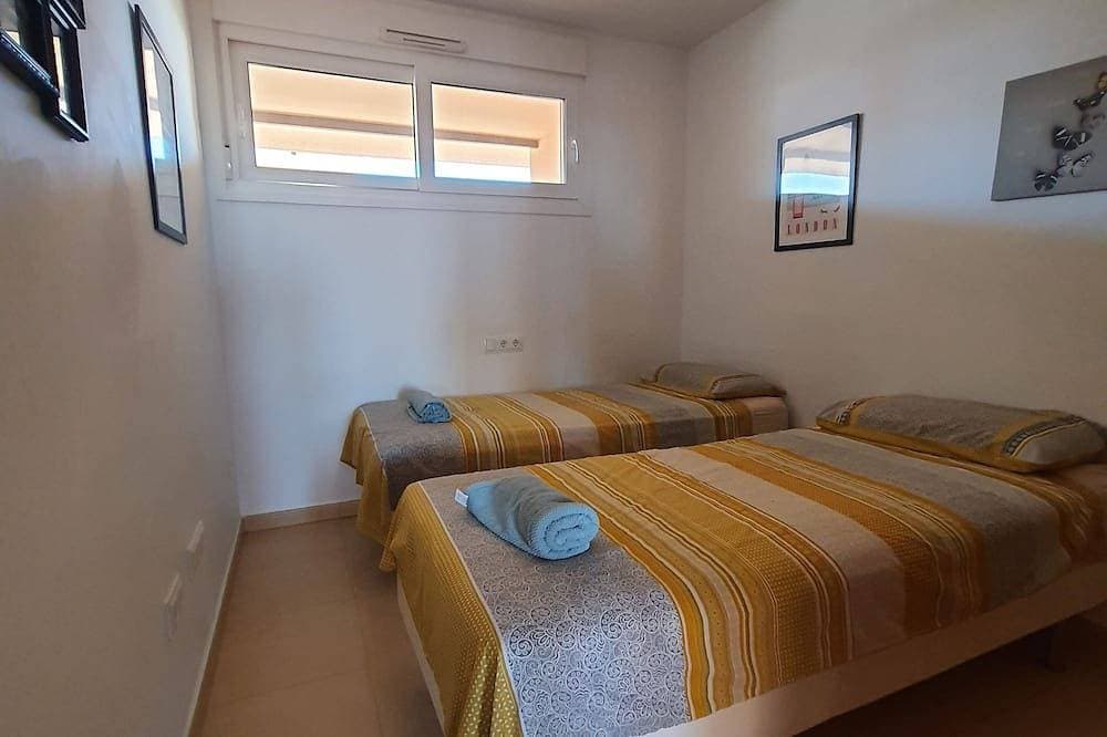 Foto 6 von 30: Sonnenterrasse - 5-Bett-Apartment - Riesige Terrasse und Bergblick mit 24-Stunden-Sicherheit
