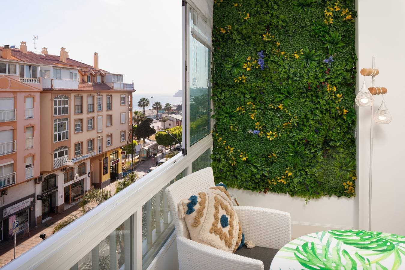 Foto 2 von 26: Ferienwohnung „Mediterráneo“ mit Meerblick, privater Terrasse und Klimaanlage