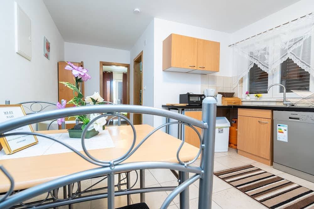 1-Zimmer-Ferienwohnung mit Balkon und Meerblick Tribanj Sibuljina, Paklenica 1