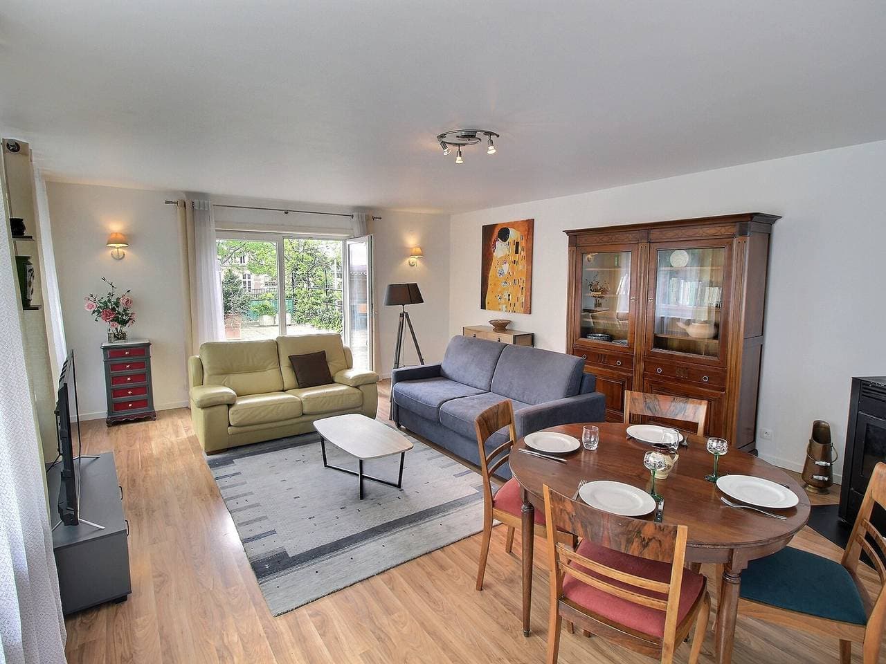 Geräumige Wohnung mit Terrasse und Garage, nahe Zentrum von Colmar 1