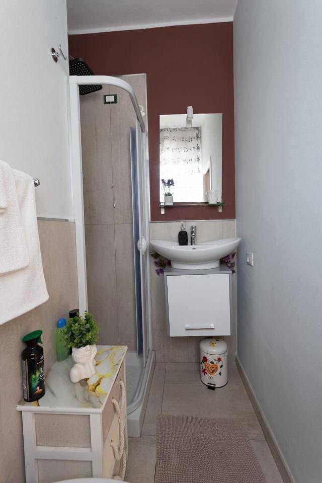 Foto 12 von 21: Double Room with Private Bathroom