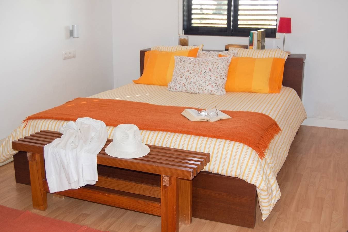 Foto 5 von 15: Charmantes Apartment in Alvor, 70 m², Balkon & Gartenblick