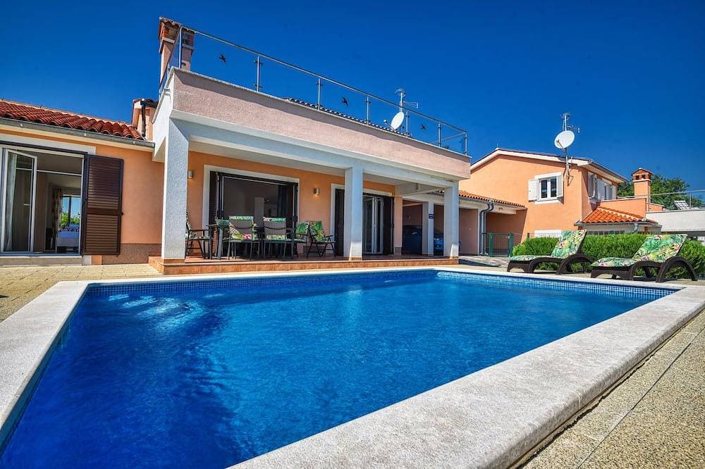 Moderne Villas mit Swimmingpool und tollen Meerblick,  nahe am Meer 1