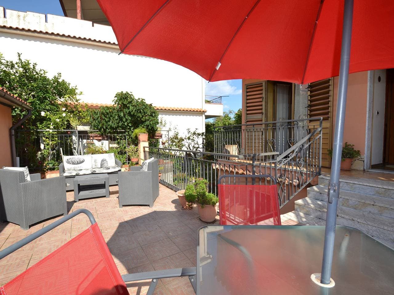 Foto 13 von 33: Ferienhaus in Giardini Naxos am Strand