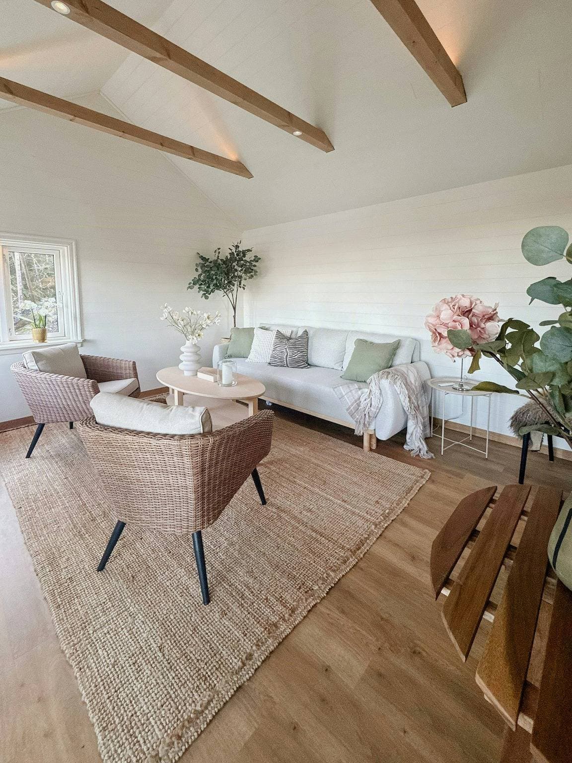 Foto 4 von 27: Ferienhaus auf einer Anhöhe mit Blick auf den Öresjö