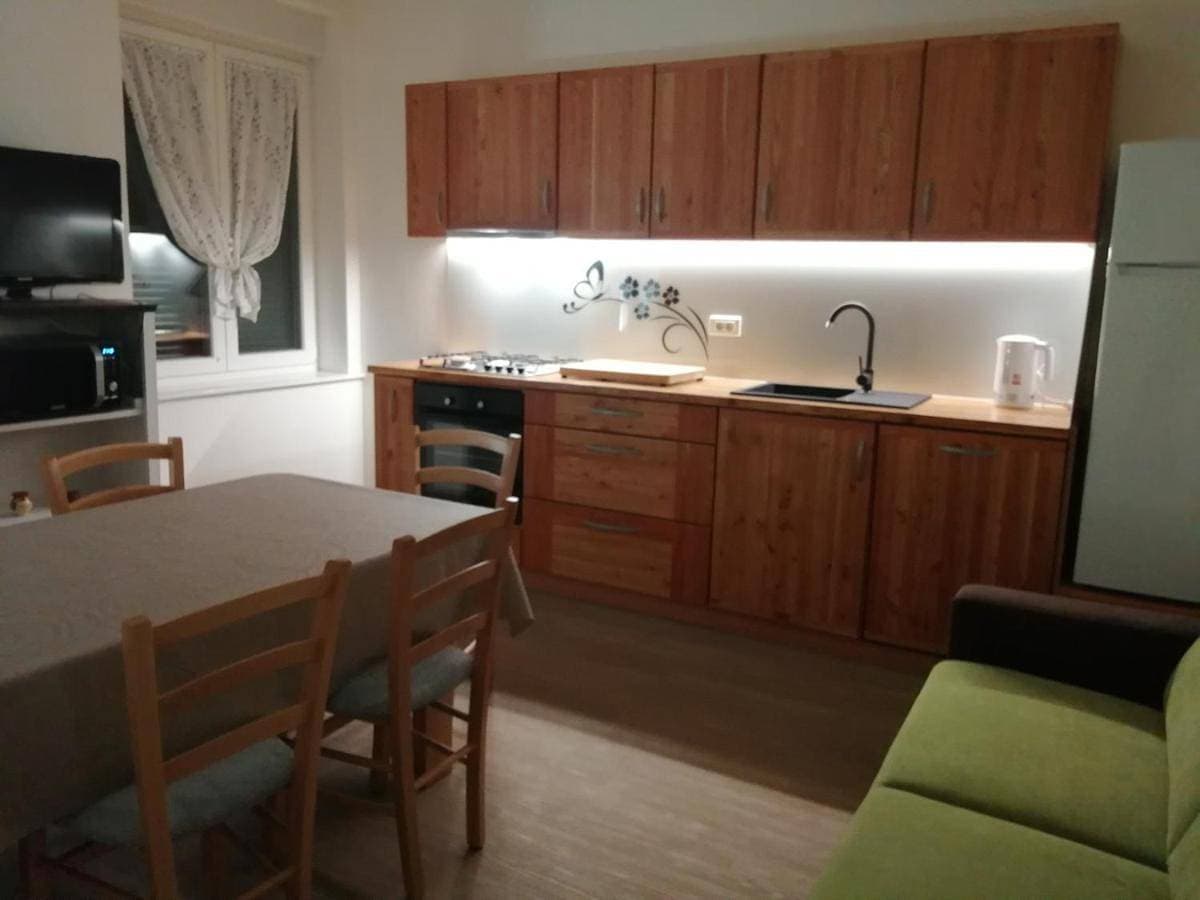 Foto 4 von 12: Two-Bedroom Apartment
