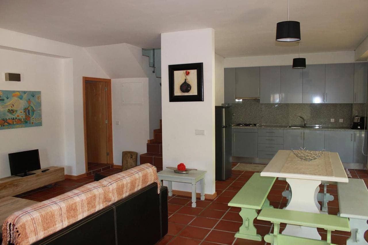 Foto 6 von 30: Three-Bedroom Townhouse