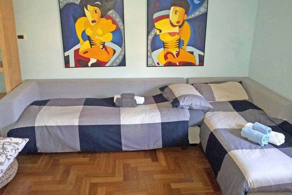 Foto 3 von 21: Villa Goa 13p mit exklusivem Pool, kostenfreiem WLAN, Grill in der Nähe von Stränden und CinqueTerre