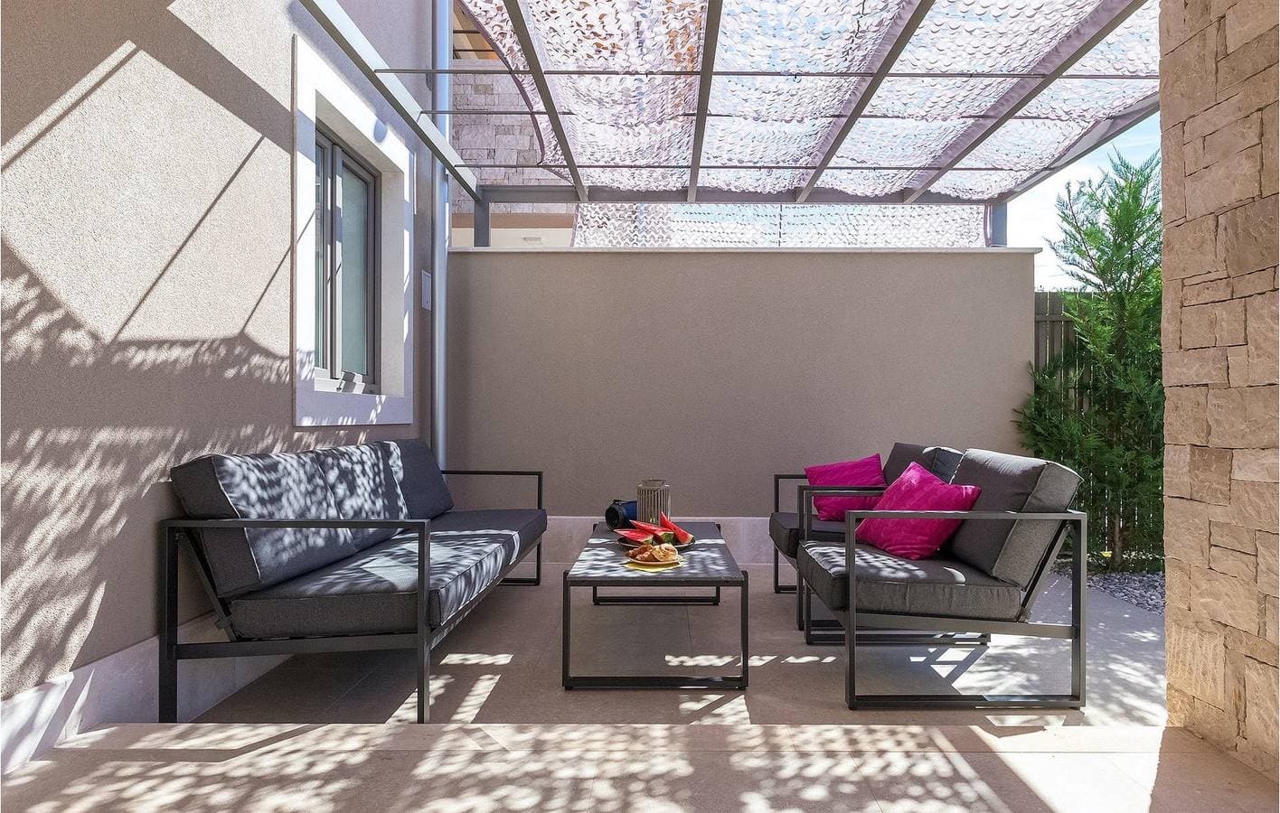 Foto 11 von 54: Geräumige 150 m² große Wohnung mit Pool, WLAN und in der Nähe von Sehenswürdigkeiten