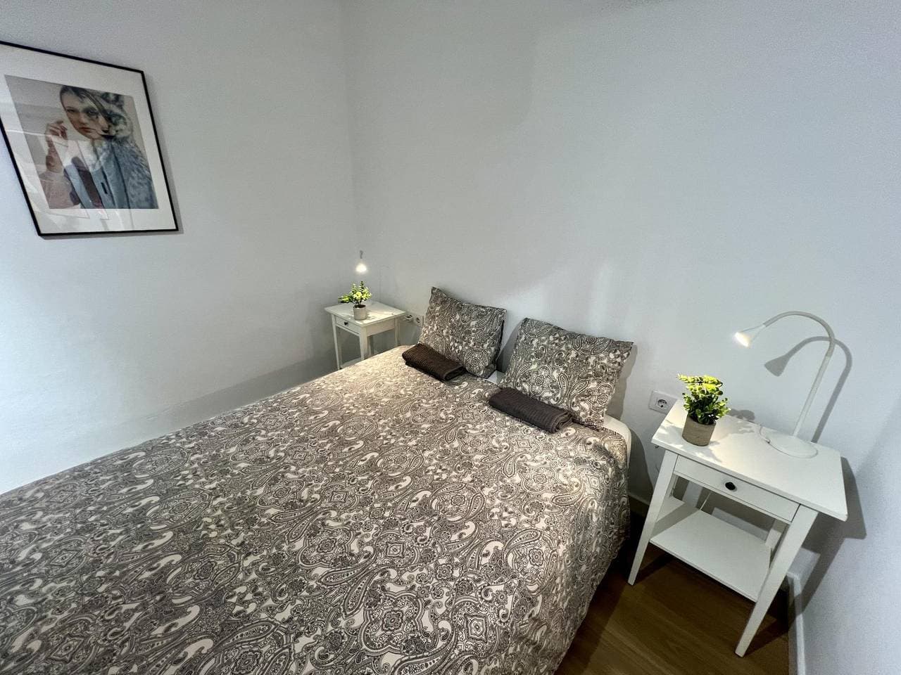 Foto 6 von 12: Modernes Apartment mit AC, WiFi & Küche 400m vom Stadtzentrum entfernt