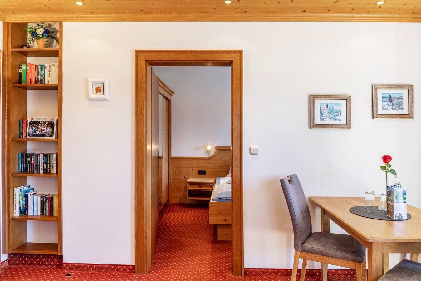 Foto 5 von 18: Ferienwohnung 'Alpenblick Tilly - Eibsee' mit Bergblick, Gemeinschaftsterrasse und WLAN