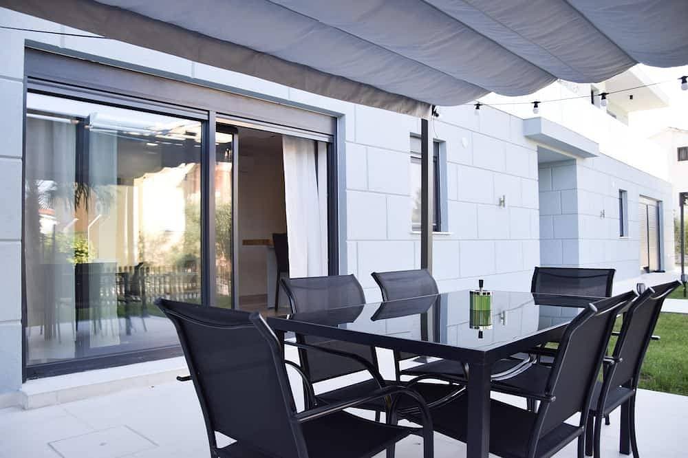 Foto 9 von 10: 2 Bed House - Sleeps 4 - Garden - Parking