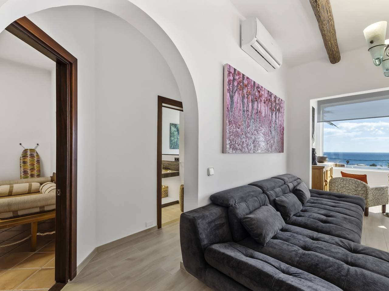Foto 9 von 36: Luxusvilla mit Pool und Meerblick in Arrecife