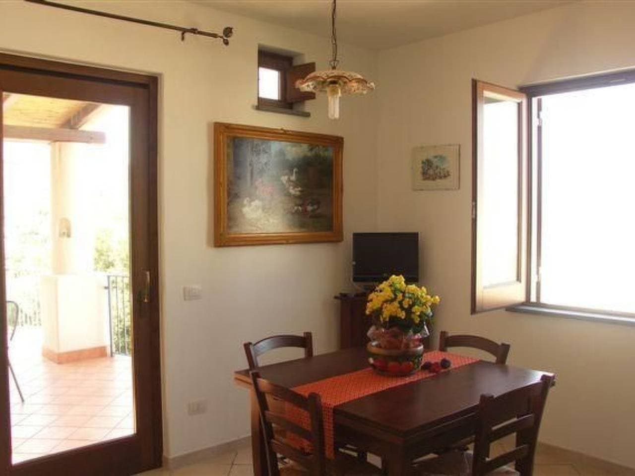 Foto 7 von 23: Panorama-Villa auf den Äolischen Inseln ab 773