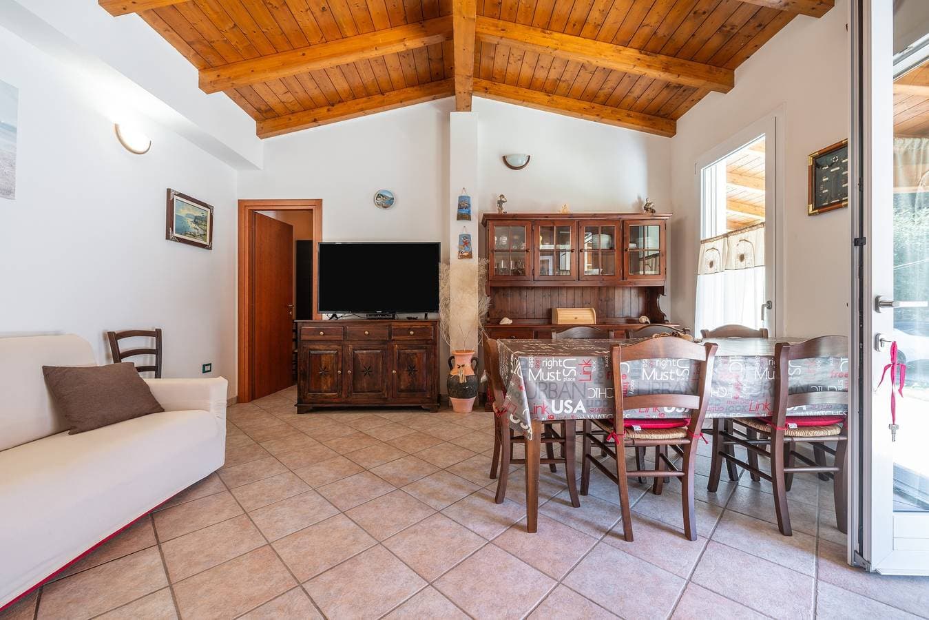 Foto 7 von 23: Ferienhaus 'Ghisu' mit privater Terrasse und Klimaanlage