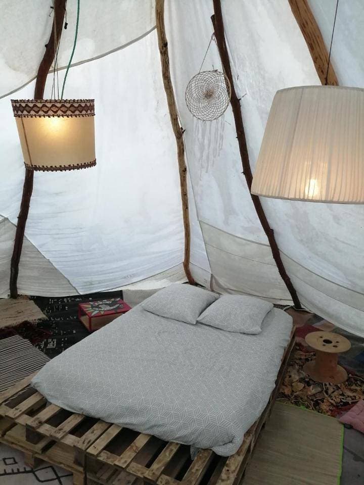 Foto 10 von 11: Tent